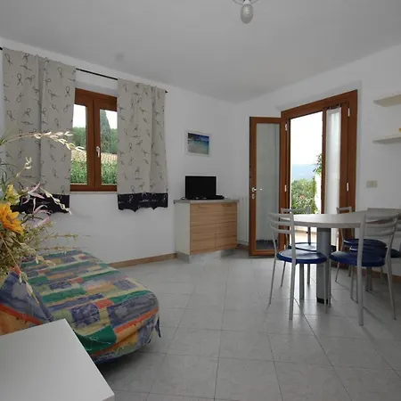 Alexandra Apartament Marina di Campo